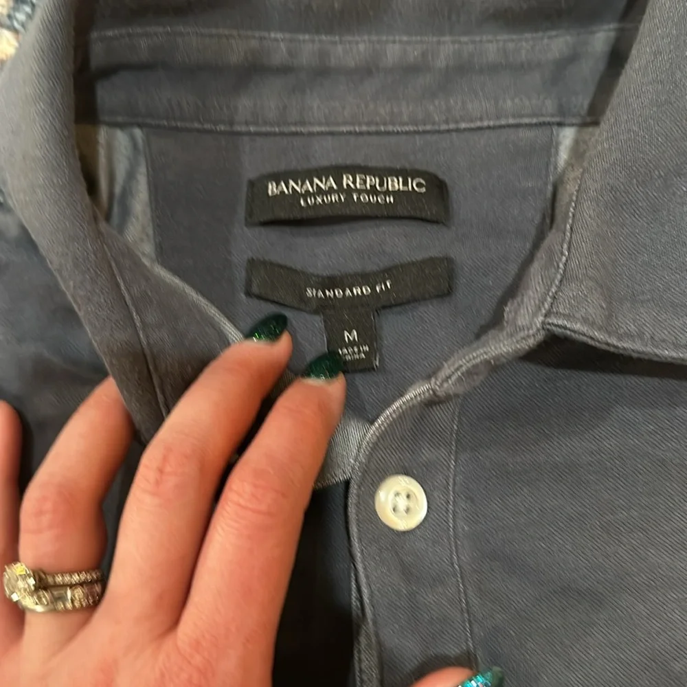 Banana Republic men’s standard for shirt